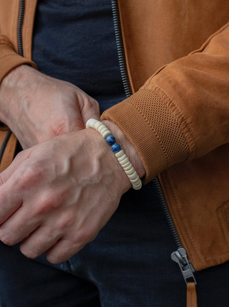 Lapis Lazuli Bracelet of The Sage (+2 Intellect)