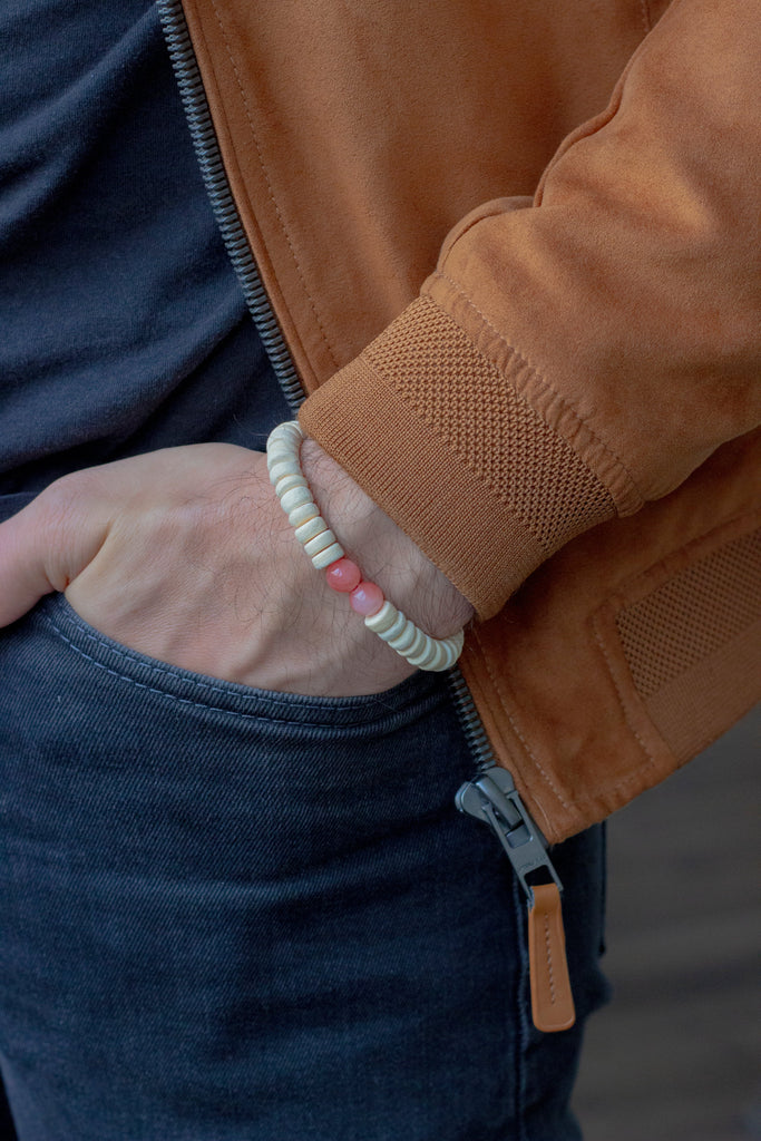Rose Quartz Bracelet of The Enchanter (+2 Charisma) - White Edition