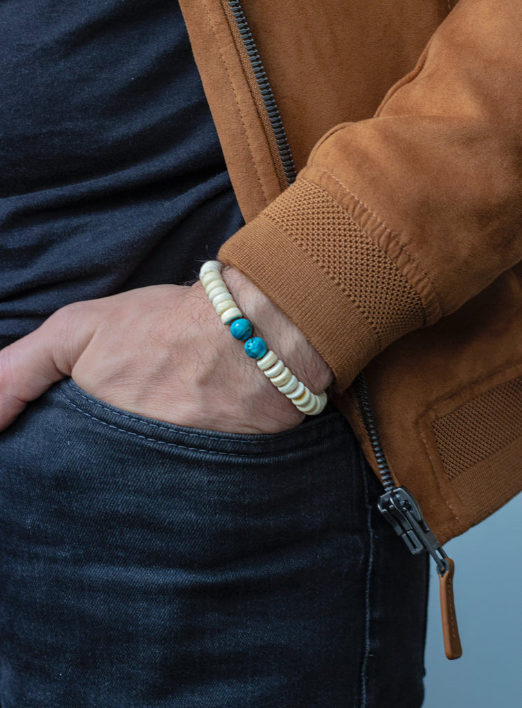 Turquoise Bracelet of The Oracle (+2 Wisdom) - White Edition